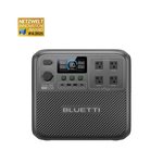 A Bluetti Elite 200 portable power station with display screen, buttons, and four outlets. Perfect as a solar generator for on-the-go energy needs. A badge in the top left corner reads Netzwelt Innovation Award IFA 2025.