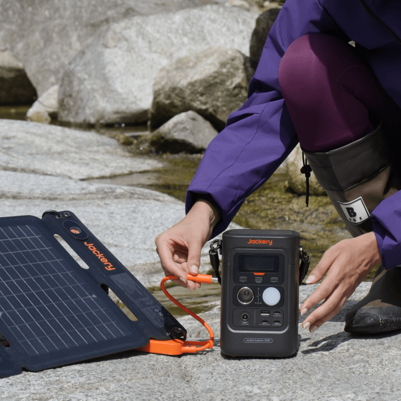Jackery Explorer 300D Portable Power Station - image 5
