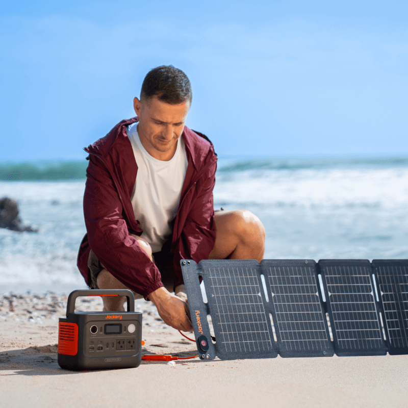 Jackery Solar Generator 300 v2 with SolarSaga 40 Air - image 6